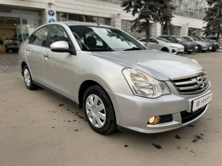 Nissan Almera 2015