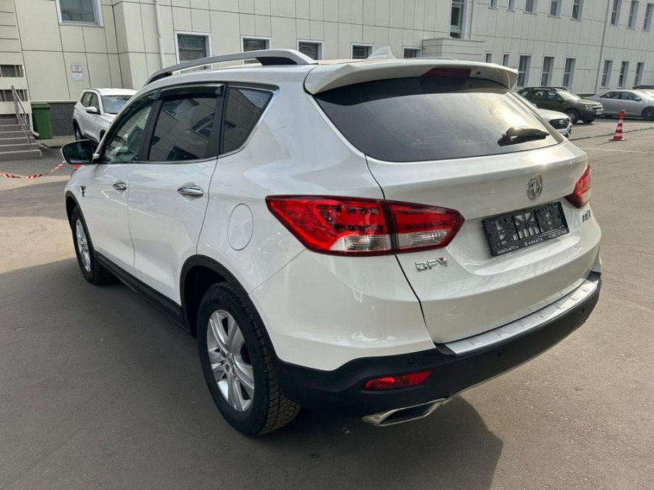 DongFeng AX7 2017