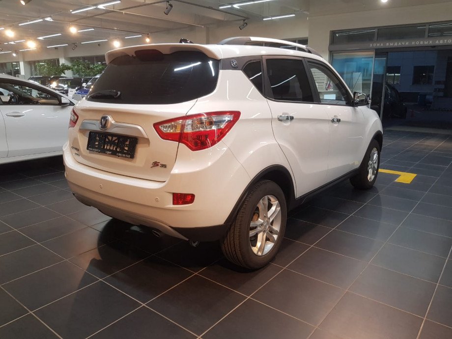 Changan CS35 2018