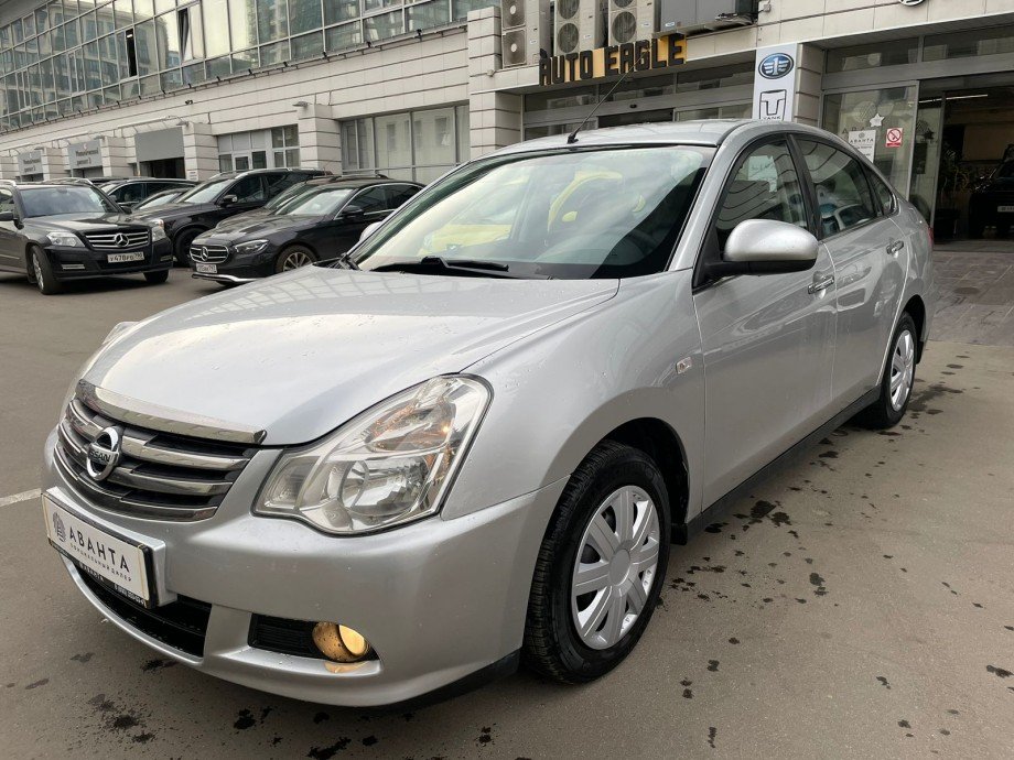 Nissan Almera 2015