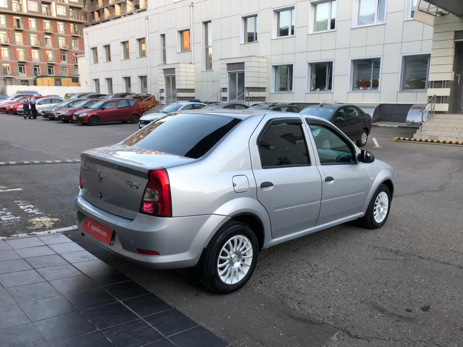 Renault Logan 2015