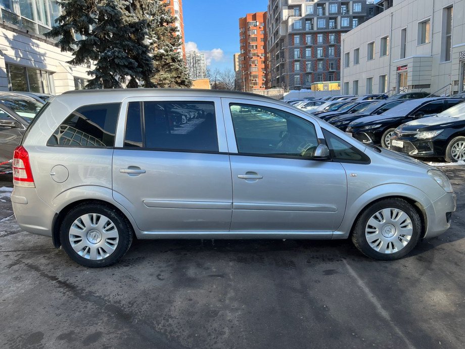 Opel Zafira 2008