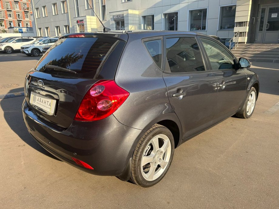 KIA Ceed 2008