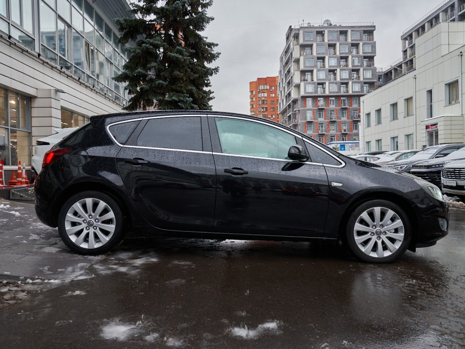 Opel Astra 2010