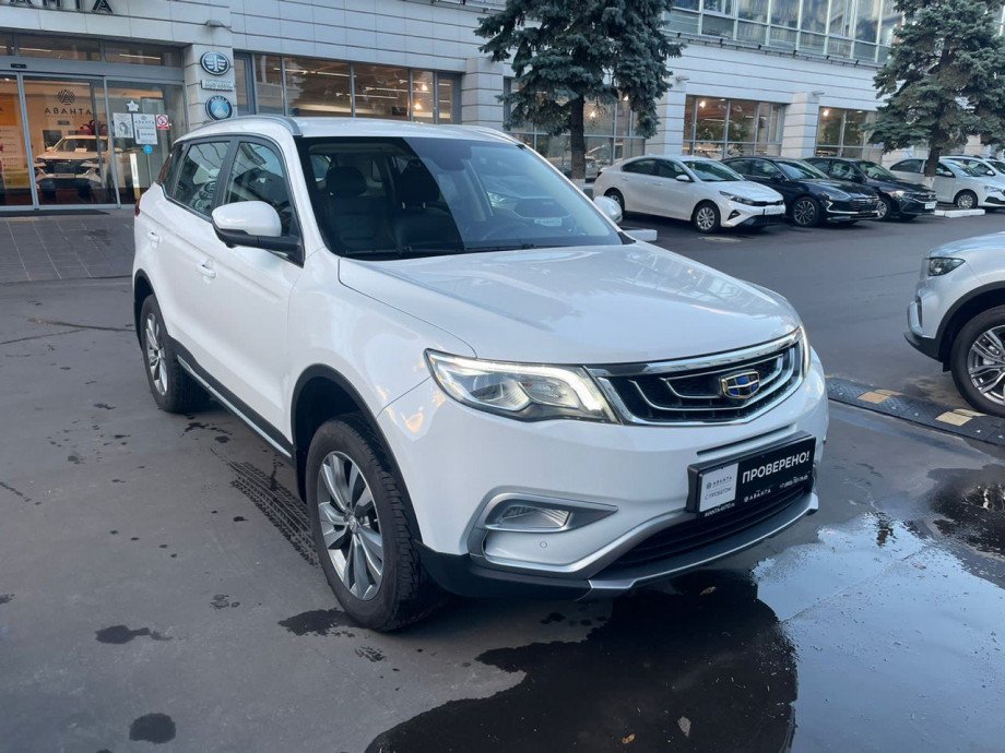 Geely Atlas 2021