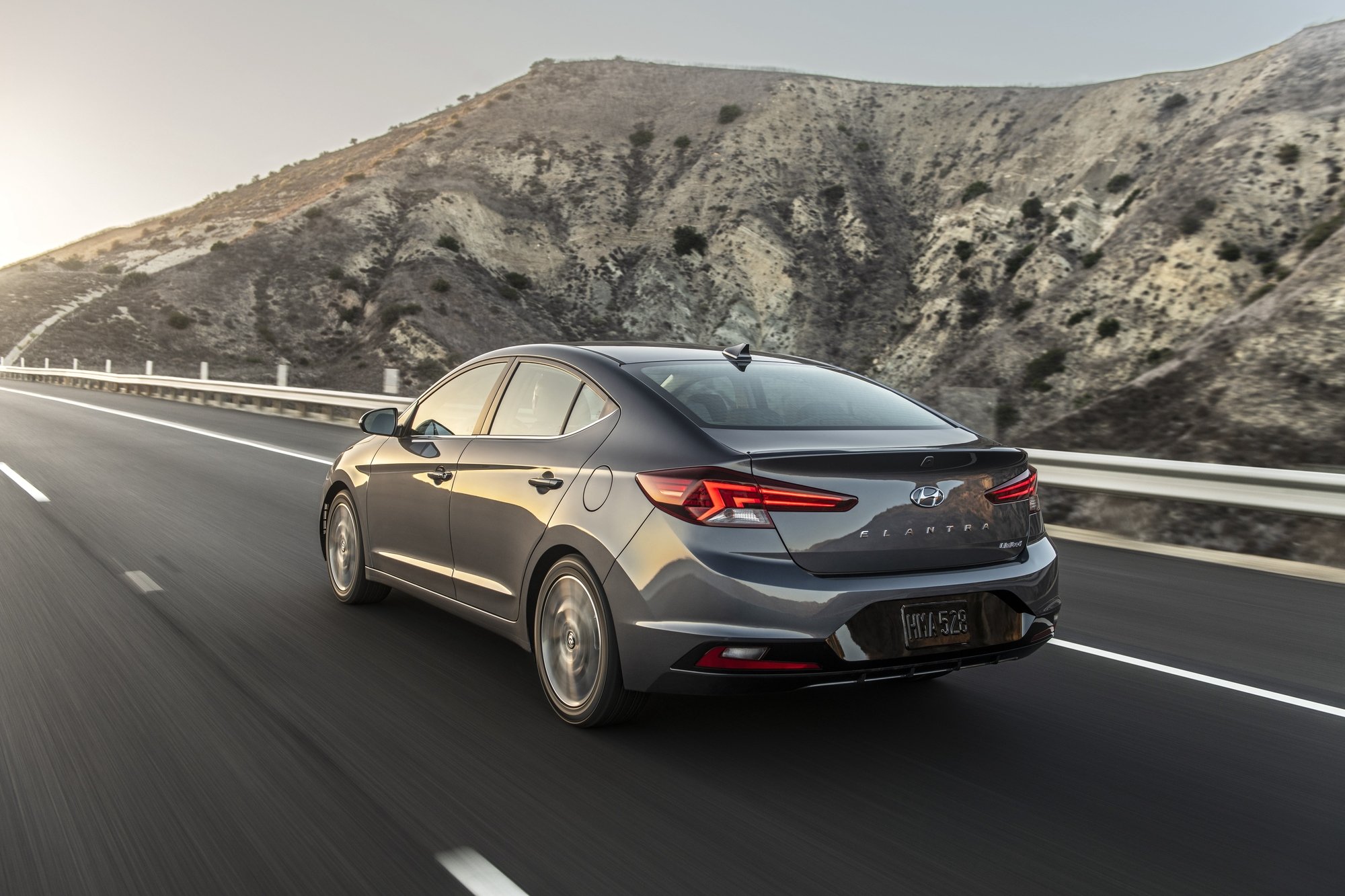 Hyundai Elantra 2019