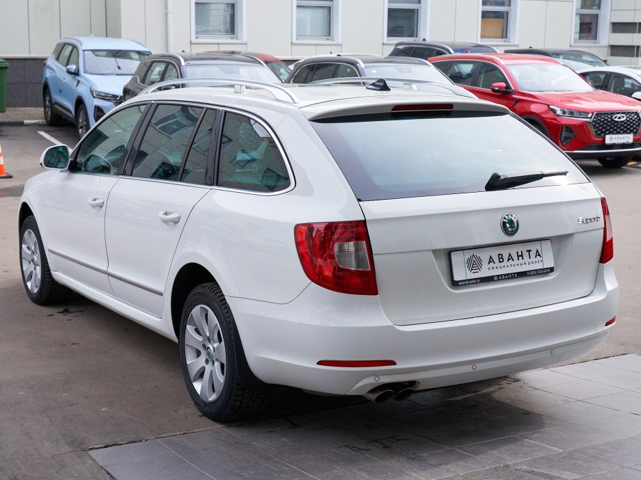 Skoda Superb 2012