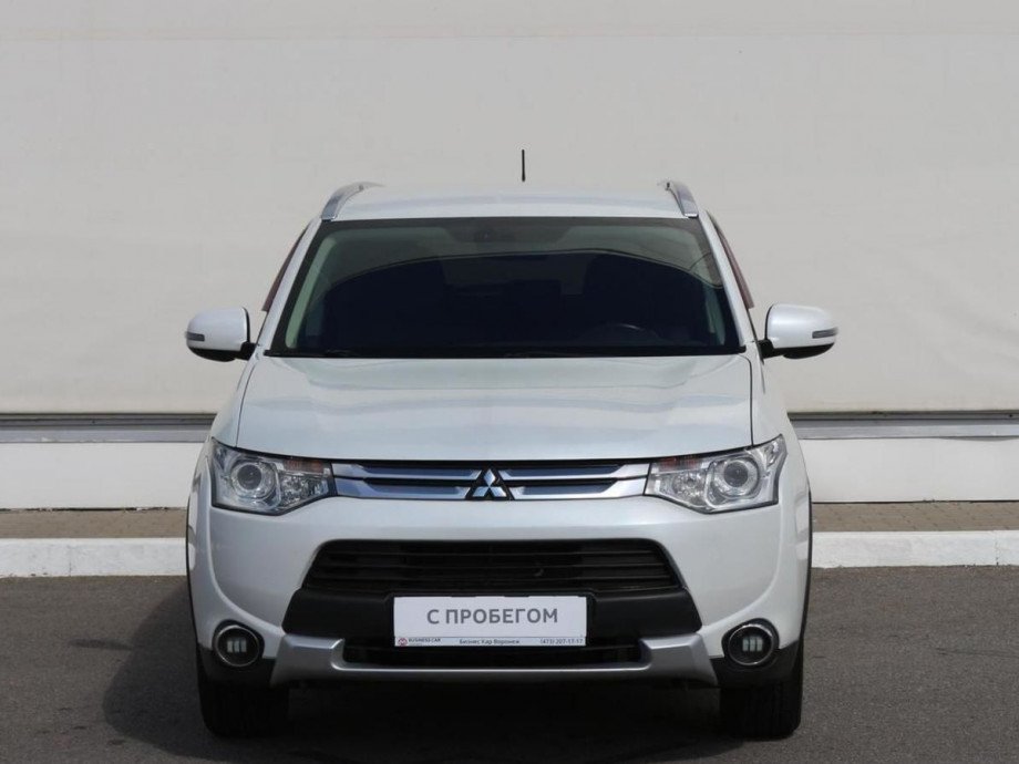 Mitsubishi Outlander 2014