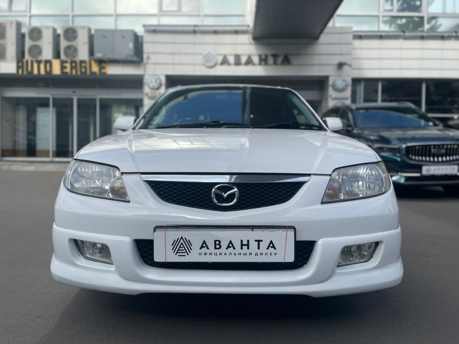 Mazda Familia 2001