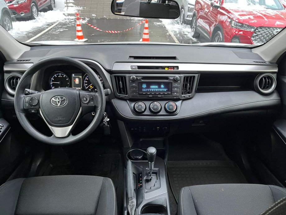 Toyota RAV4 2016