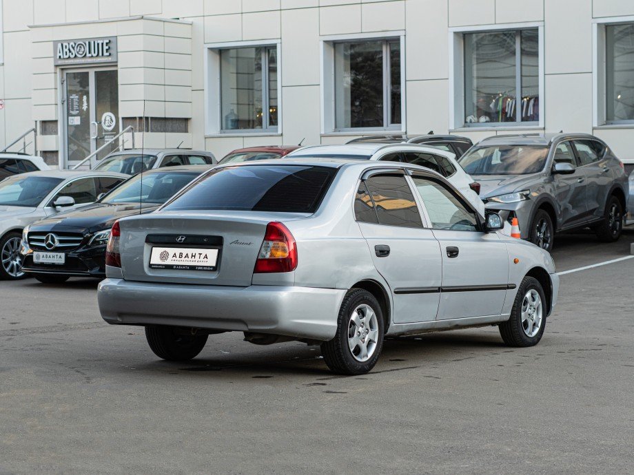 Hyundai Accent 2004