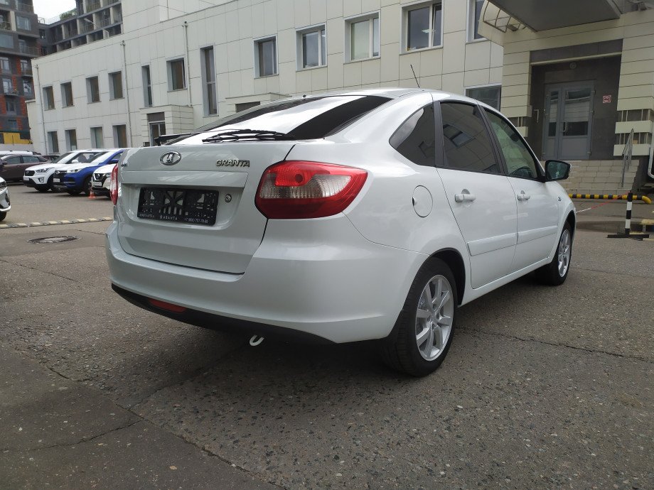 ВАЗ (LADA) Granta 2015