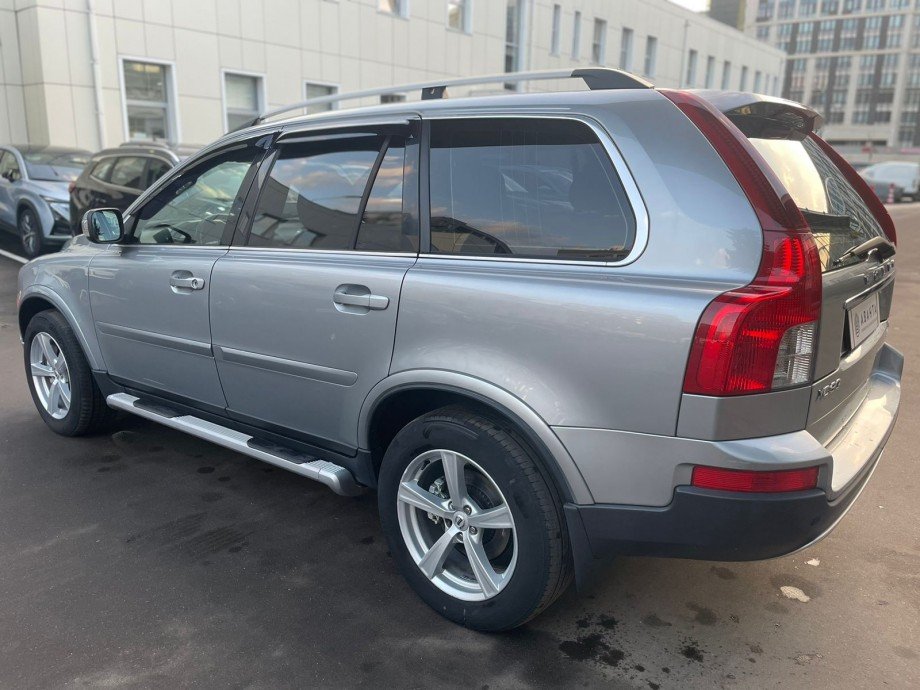 Volvo XC90 2009