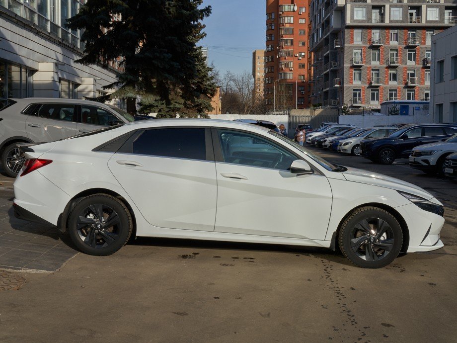 Hyundai Elantra 2020