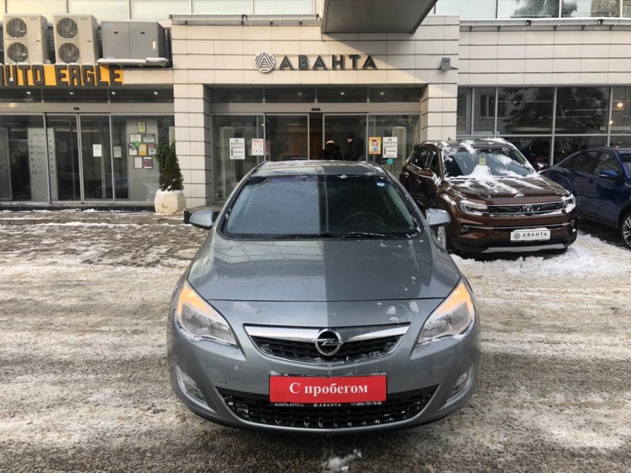 Opel Astra 2012