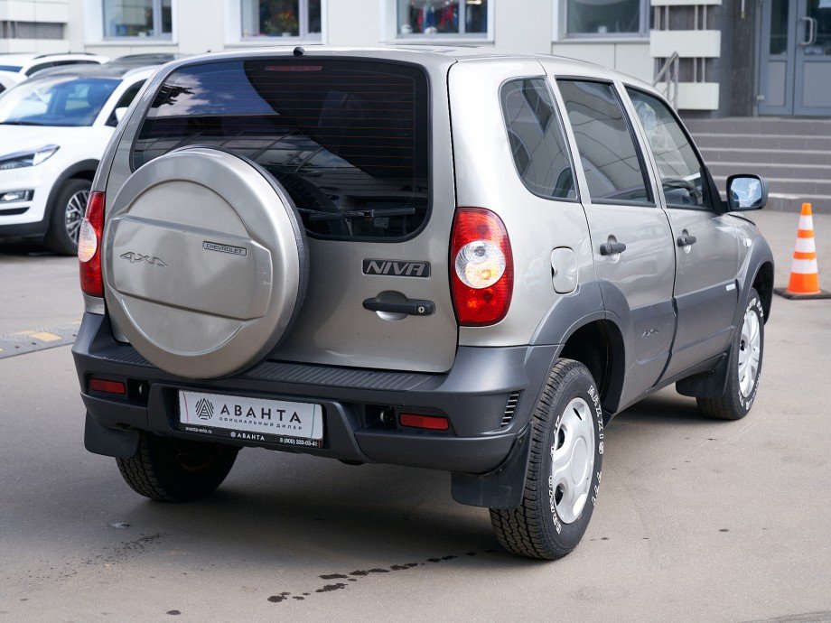 Chevrolet Niva 2013