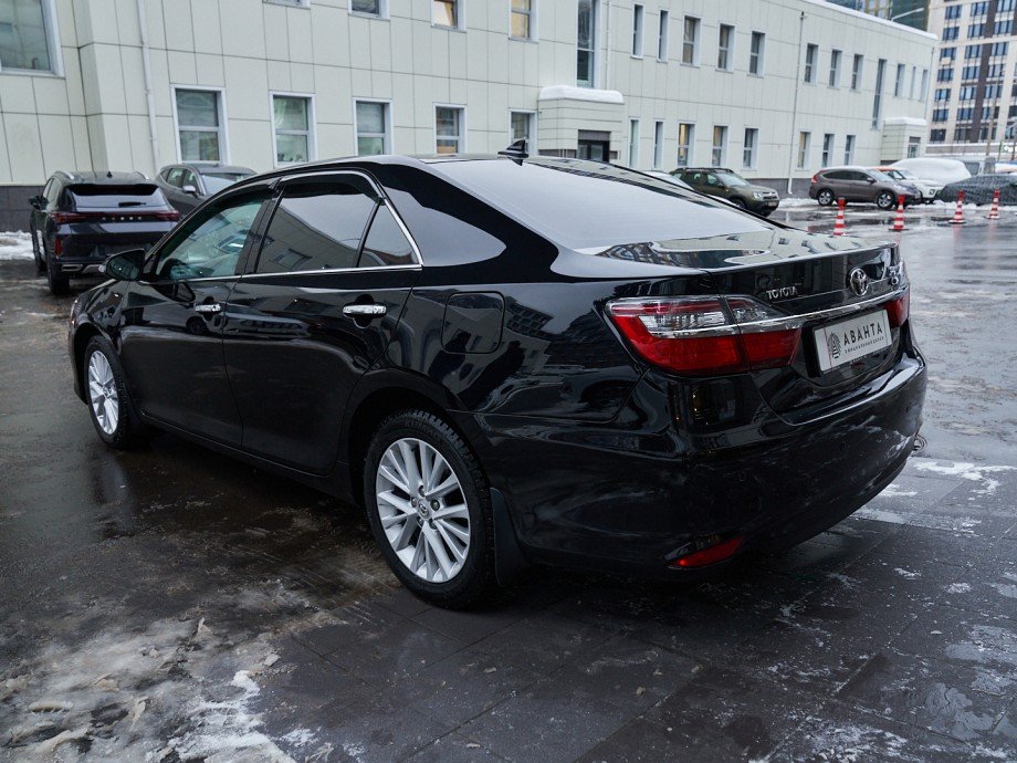 Toyota Camry 2015