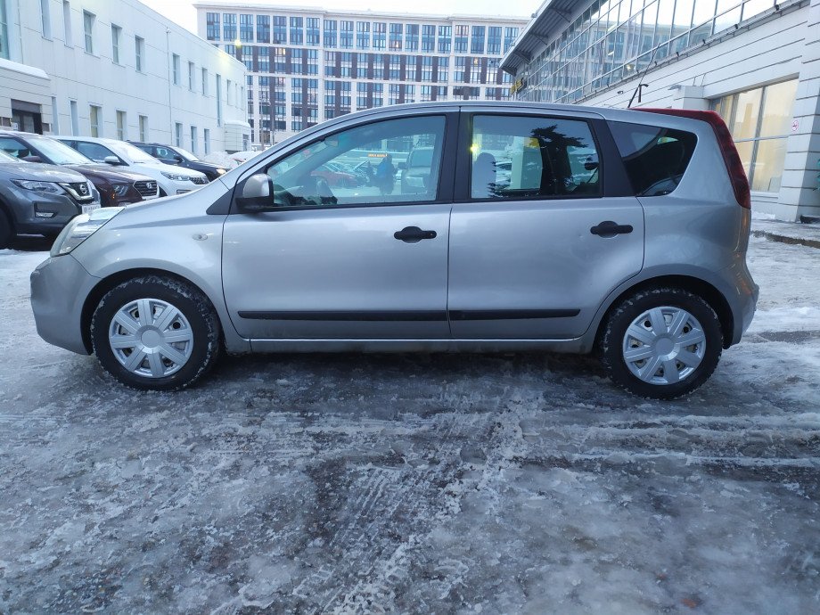 Nissan Note 2011