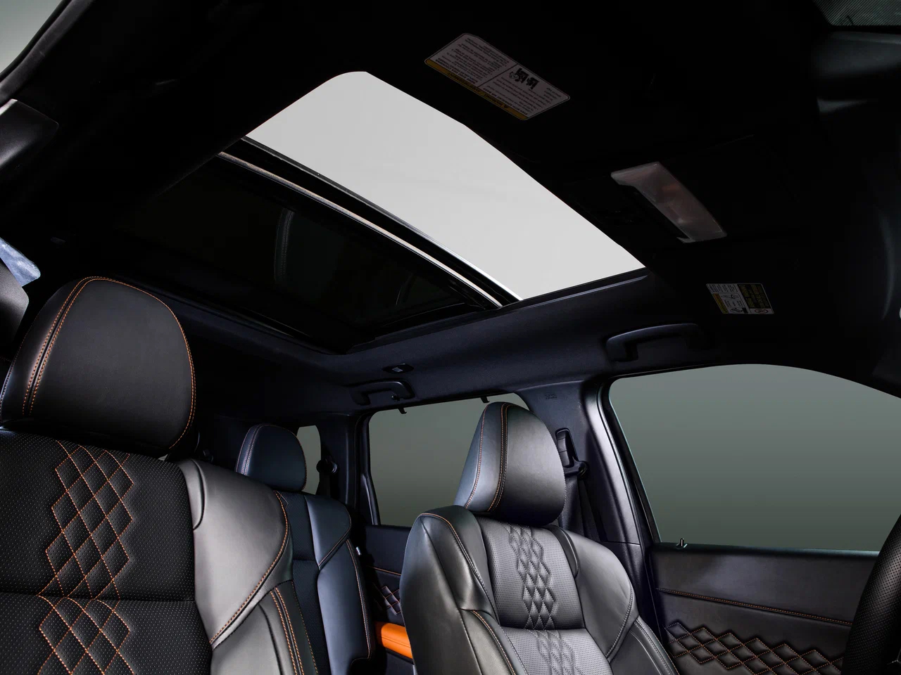 Mitsubishi Outlander NEW