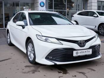 Toyota Camry 2019